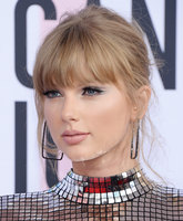 Taylor Swift longsleeve t-shirt #3813950