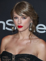 Taylor Swift t-shirt #3814116