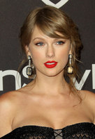 Taylor Swift Longsleeve T-shirt #3814150