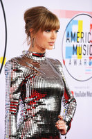 Taylor Swift Longsleeve T-shirt #3814315