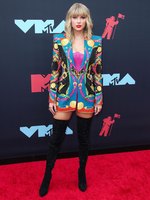 Taylor Swift Longsleeve T-shirt #3870731