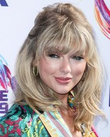 Taylor Swift Sweatshirt #3870742