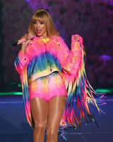 Taylor Swift Longsleeve T-shirt #3870803