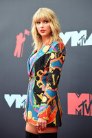 Taylor Swift Longsleeve T-shirt #3870805
