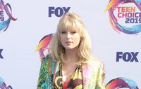 Taylor Swift Longsleeve T-shirt #3870832