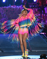 Taylor Swift Longsleeve T-shirt #3870940