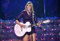 Taylor Swift Sweatshirt #3870963