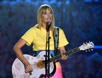 Taylor Swift Longsleeve T-shirt #3871105