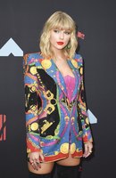 Taylor Swift Sweatshirt #3900866