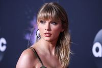 Taylor Swift t-shirt #3920650