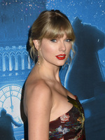 Taylor Swift Longsleeve T-shirt #3920685