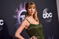 Taylor Swift Sweatshirt #3920825