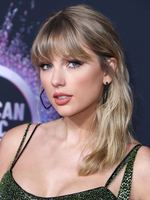 Taylor Swift Sweatshirt #3921126