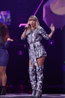 Taylor Swift Sweatshirt #3921400