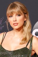 Taylor Swift Sweatshirt #3921406