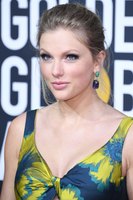 Taylor Swift Sweatshirt #3947345