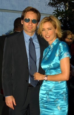 Tea Leoni posters