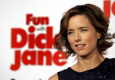 Tea Leoni posters