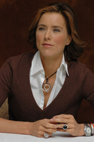 Tea Leoni longsleeve t-shirt #2077299