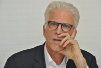Ted Danson Longsleeve T-shirt #2521308