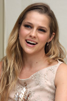 Teresa Palmer Longsleeve T-shirt #2350335