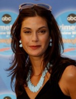Teri Hatcher Longsleeve T-shirt #1360673