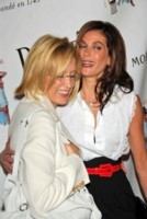 Teri Hatcher Sweatshirt #1442121