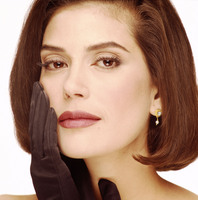 Teri Hatcher Sweatshirt #2112769