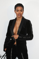 Teyana Taylor Sweatshirt #3299081
