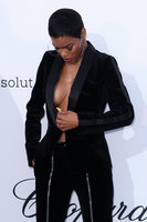 Teyana Taylor tote bag #G1541186