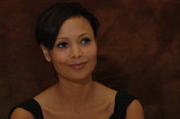 Thandie Newton Longsleeve T-shirt #2230786