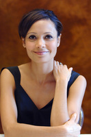 Thandie Newton Longsleeve T-shirt #2403465