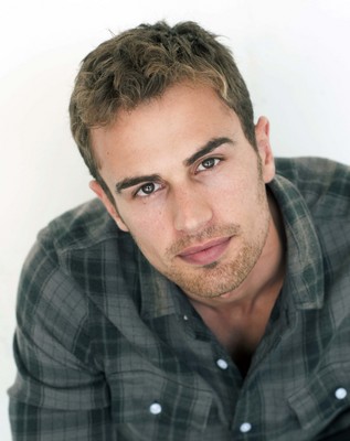 Theo James stickers 2188169
