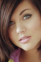 Tiffani Amber Thiessen Longsleeve T-shirt #1973634