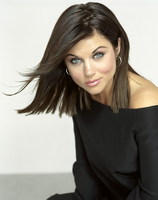 Tiffani Amber Thiessen Longsleeve T-shirt #1973637