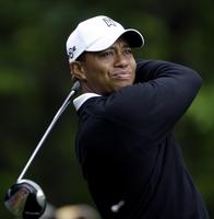 Tiger Woods Longsleeve T-shirt #1942620
