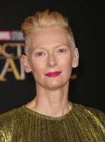 Tilda Swinton longsleeve t-shirt #3931490