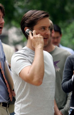 Tobey Maguire stickers 1442497