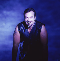 Tom Arnold t-shirt #2193116