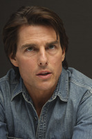 Tom Cruise Longsleeve T-shirt #2453841