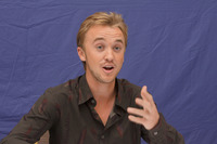 Tom Felton Longsleeve T-shirt #2450401