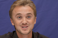 Tom Felton Longsleeve T-shirt #2450414