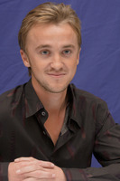 Tom Felton Longsleeve T-shirt #2450416