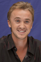 Tom Felton Longsleeve T-shirt #2450417