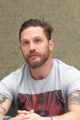 Tom Hardy Poster 2524735