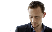 Tom Hiddleston t-shirt #2188525