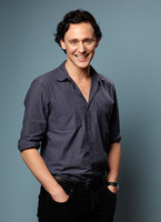 Tom Hiddleston Longsleeve T-shirt #2188526