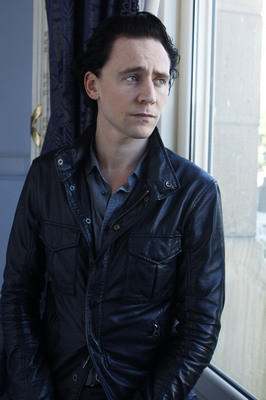 Tom Hiddleston poster #2188559 - celebposter.com