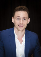 Tom Hiddleston Tank Top #2363589