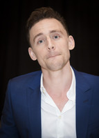 Tom Hiddleston Tank Top #2363601